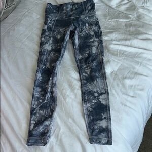 Athleta Women's Blue Tie-Dye Jeggings